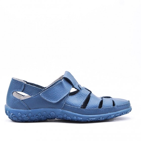 Comfort sandal in faux leather