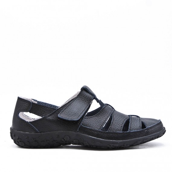 Comfort sandal in faux leather