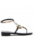 Women Flat sandal with rhinestones