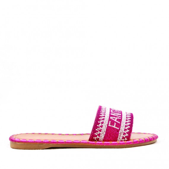 Slide in mixed materials for women