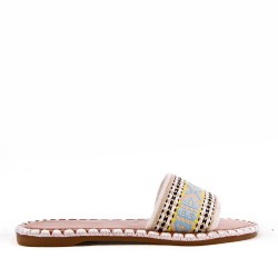 Slide in mixed materials for women