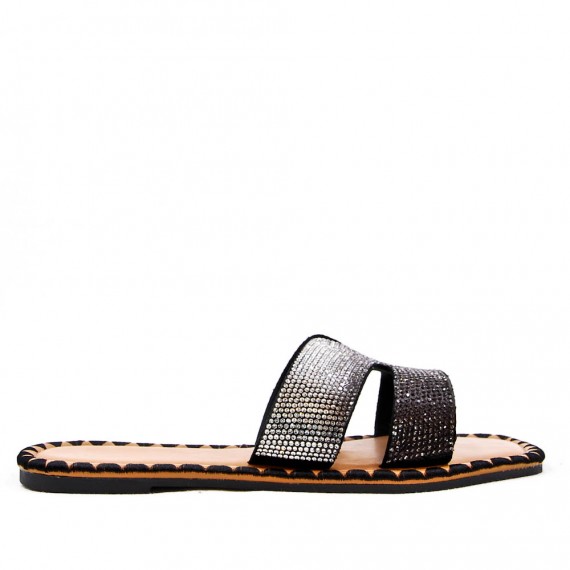 Slide in mixed materials for women