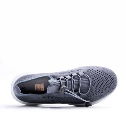 Zapatilla con cordones para hombre