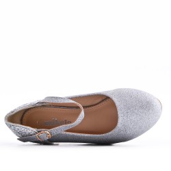 Sandal girl with small heel