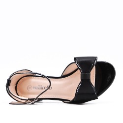 Sandal girl with small heel