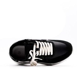 Zapatilla de material mixto con cordones