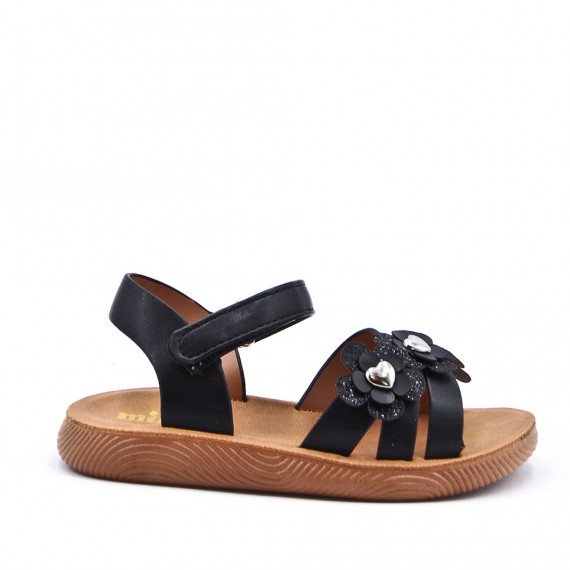Girl's faux leather sandal