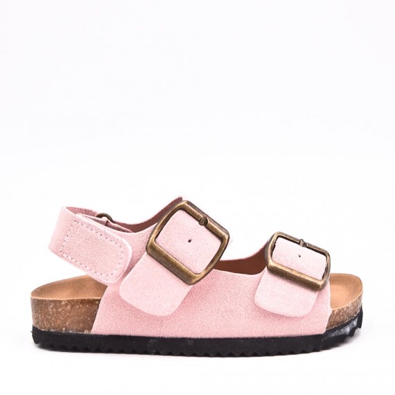 Child sandal with scratch