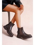 Ankle boot in a mix of materials for autumn and winter