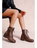 Ankle boot in a mix of materials for autumn and winter