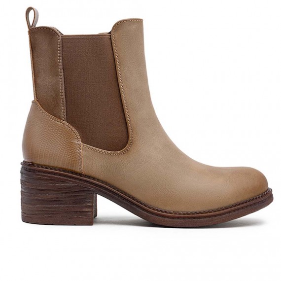 Ankle boot in a mix of materials for autumn and winter