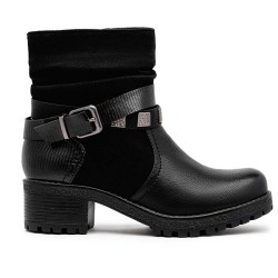 Ankle boot in a mix of materials for autumn and winter