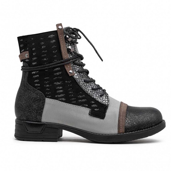 Ankle boot in a mix of materials for autumn and winter