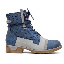 Ankle boot in a mix of materials for autumn and winter