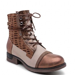 Ankle boot in a mix of materials for autumn and winter