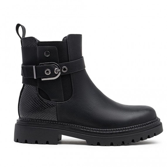 Ankle boot in a mix of materials for autumn and winter