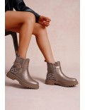 Ankle boot in a mix of materials for autumn and winter