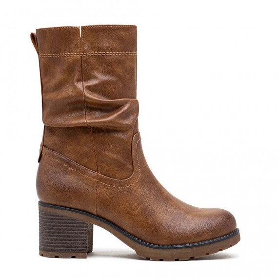 Ankle boot in a mix of materials for autumn and winter
