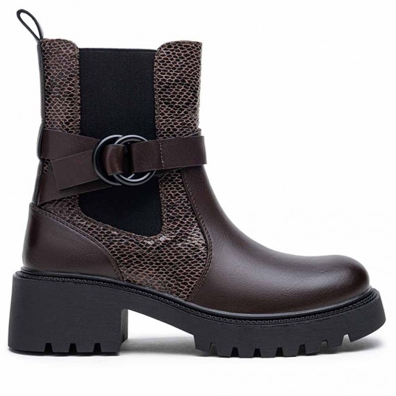 Ankle boot in a mix of materials for autumn and winter