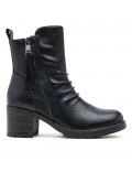 Ankle boot in a mix of materials for autumn and winter