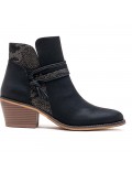 Ankle boot in a mix of materials for autumn and winter
