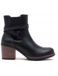 Ankle boot in a mix of materials for autumn and winter
