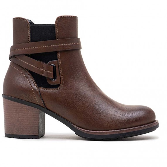 Ankle boot in a mix of materials for autumn and winter