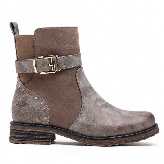 Ankle boot in a mix of materials for autumn and winter