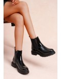 Ankle boot in a mix of materials for autumn and winter