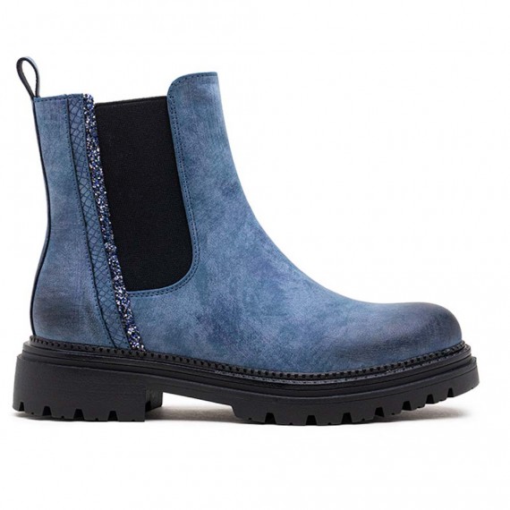 Ankle boot in a mix of materials for autumn and winter