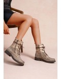 Ankle boot in a mix of materials for autumn and winter