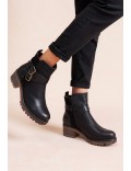 Ankle boot in a mix of materials for autumn and winter