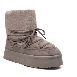Ankle boot in a mix of materials for autumn and winter