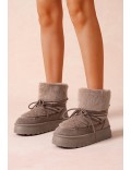 Ankle boot in a mix of materials for autumn and winter