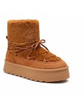 Ankle boot in a mix of materials for autumn and winter