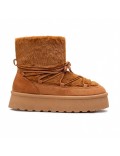 Ankle boot in a mix of materials for autumn and winter