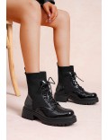 Ankle boot in a mix of materials for autumn and winter