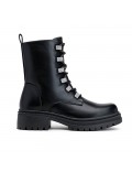 Ankle boot in a mix of materials for autumn and winter