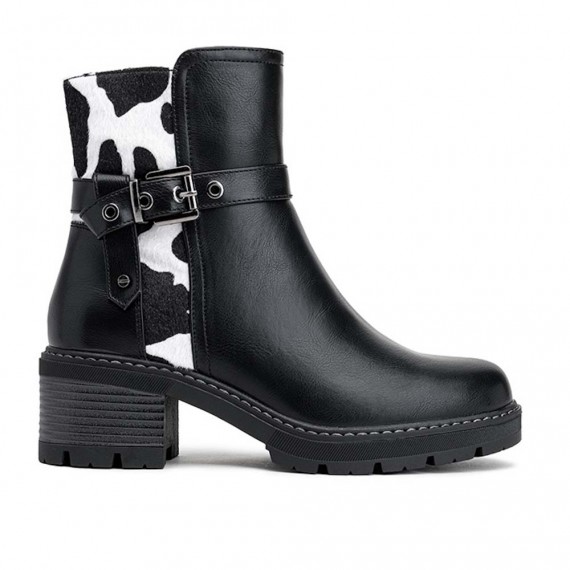 Ankle boot in a mix of materials for autumn and winter
