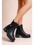 Ankle boot in a mix of materials for autumn and winter