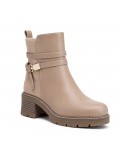 Ankle boot in a mix of materials for autumn and winter