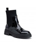 Ankle boot in a mix of materials for autumn and winter