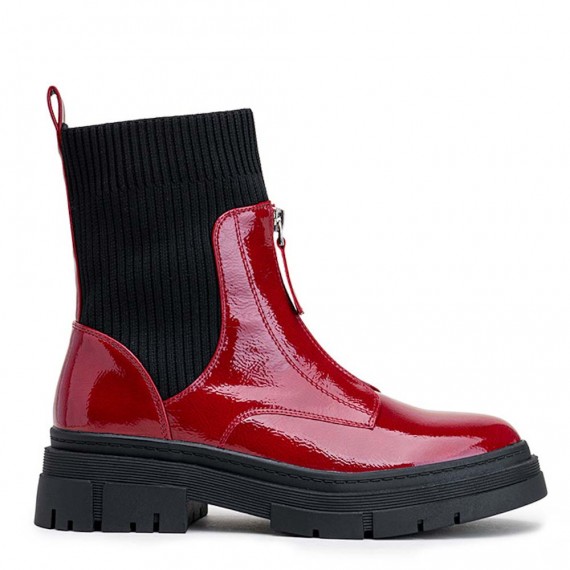 Ankle boot in a mix of materials for autumn and winter