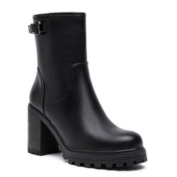 Bottine en simili cuir