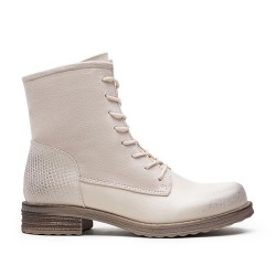 Ankle boot in a mix of materials for autumn and winter