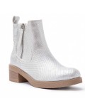 Ankle boot in a mix of materials for autumn and winter