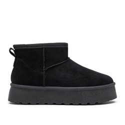 Ankle boot in faux suede