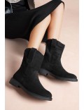 Ankle boot in faux suede