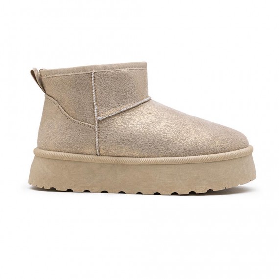 Ankle boot in faux suede