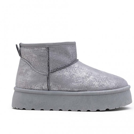 Ankle boot in faux suede